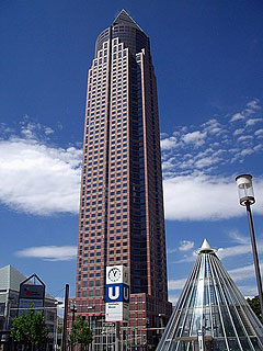 Башня Messeturm во Франкфурте